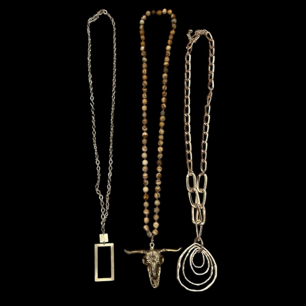 Bundle of three necklaces!